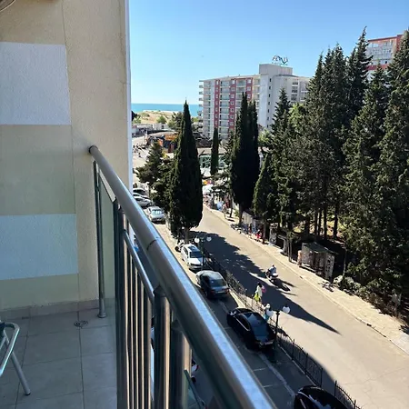 Miramar Palace 509s Apartmán